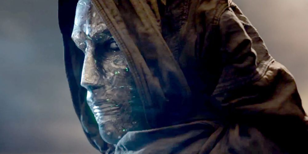 Dr. Doom reemerges from the portal in Fant4stic movie