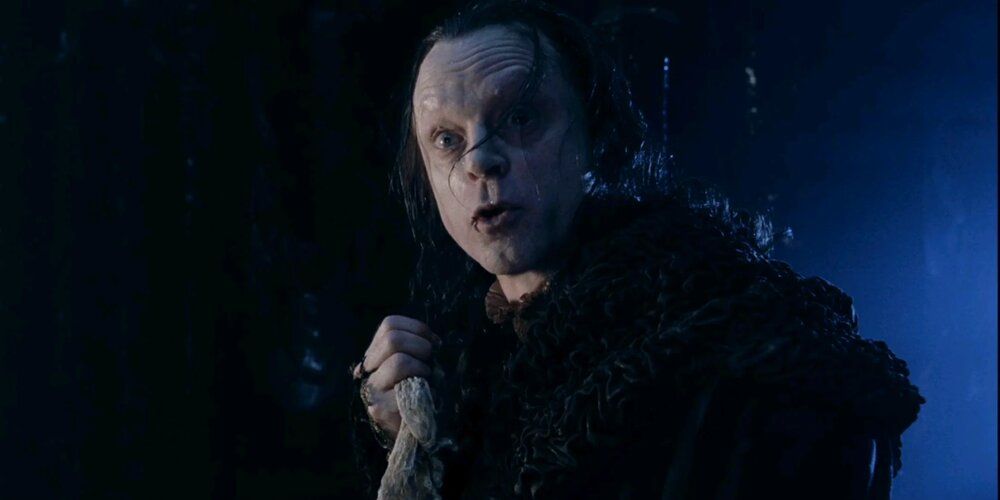 Grima Wormtongue in Isengard in Lord of the Rings: The Two Towers