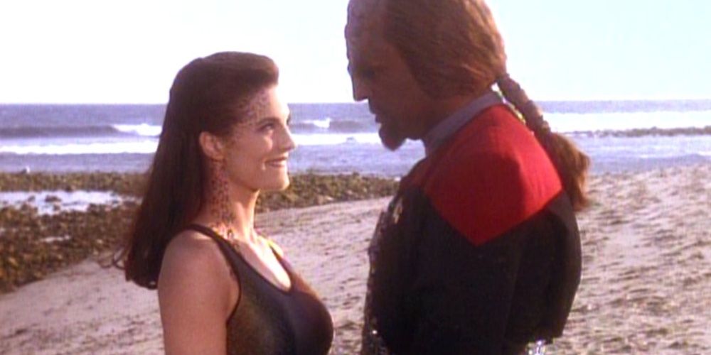 Jadzia and Worf in Let He Who Is Without Sin...