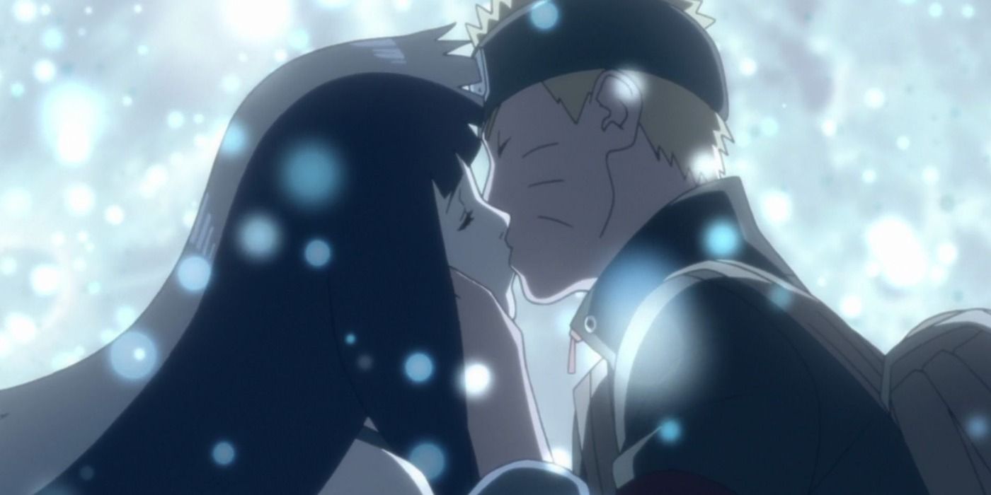 Naruto and Hinata from Naruto kissing