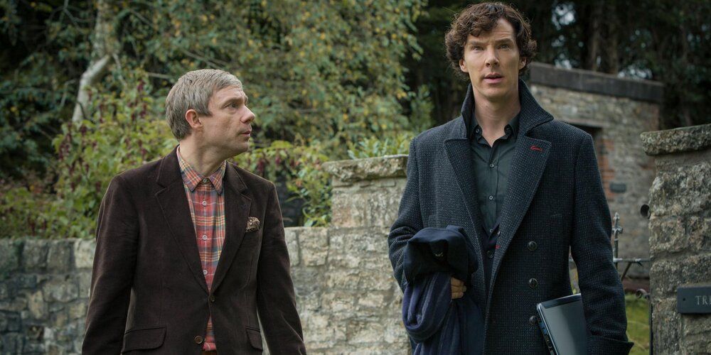 TV Sherlock and Watson walking together in Sherlock
