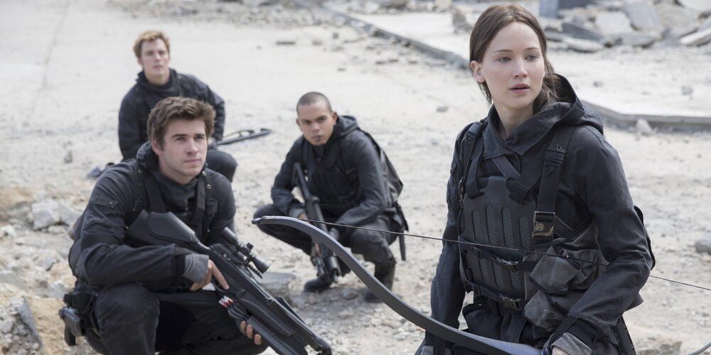 Star Squad infiltrates the Capitol in The Hunger Games Mockingjay Part 2
