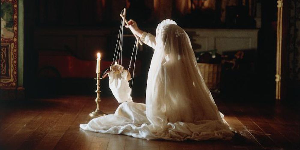 10 Best Emotional Horror Movies Like Crimson Peak