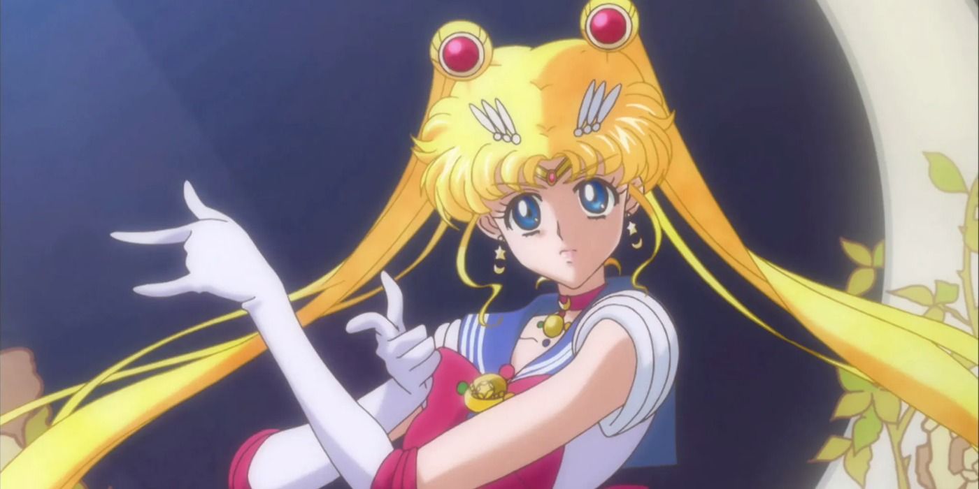 Usagi using her powers in Sailor Moon anime