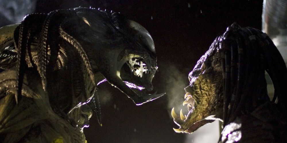 Alien vs. Predator: Predator Faces Hybrid in Requiem