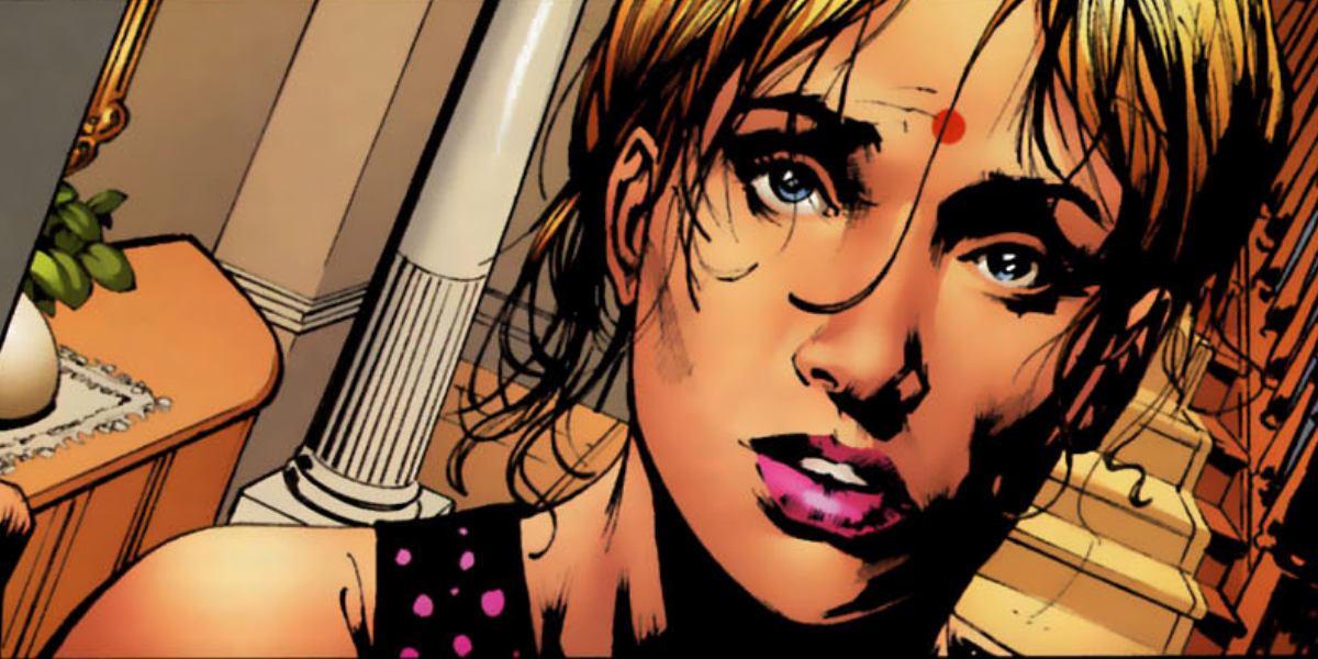 Hawkeye's Secret Weapon Is His Wife, Laura