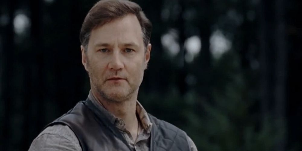 The Governor murders soldiers to take their supplies The Walking Dead