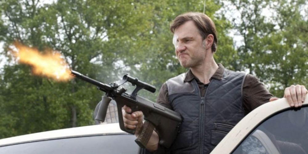 The Governor guns down his own men in the Walking Dead