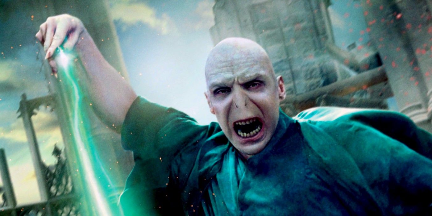 Ralph Fiennes Lord Voldemort from the Harry Potter franchise Using his Wand