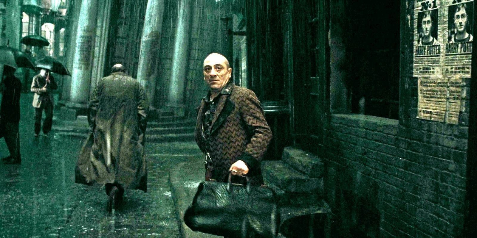 Hogsmeade & Diagon Alley Are More Important Harry Potter Locations Than You May Have Thought