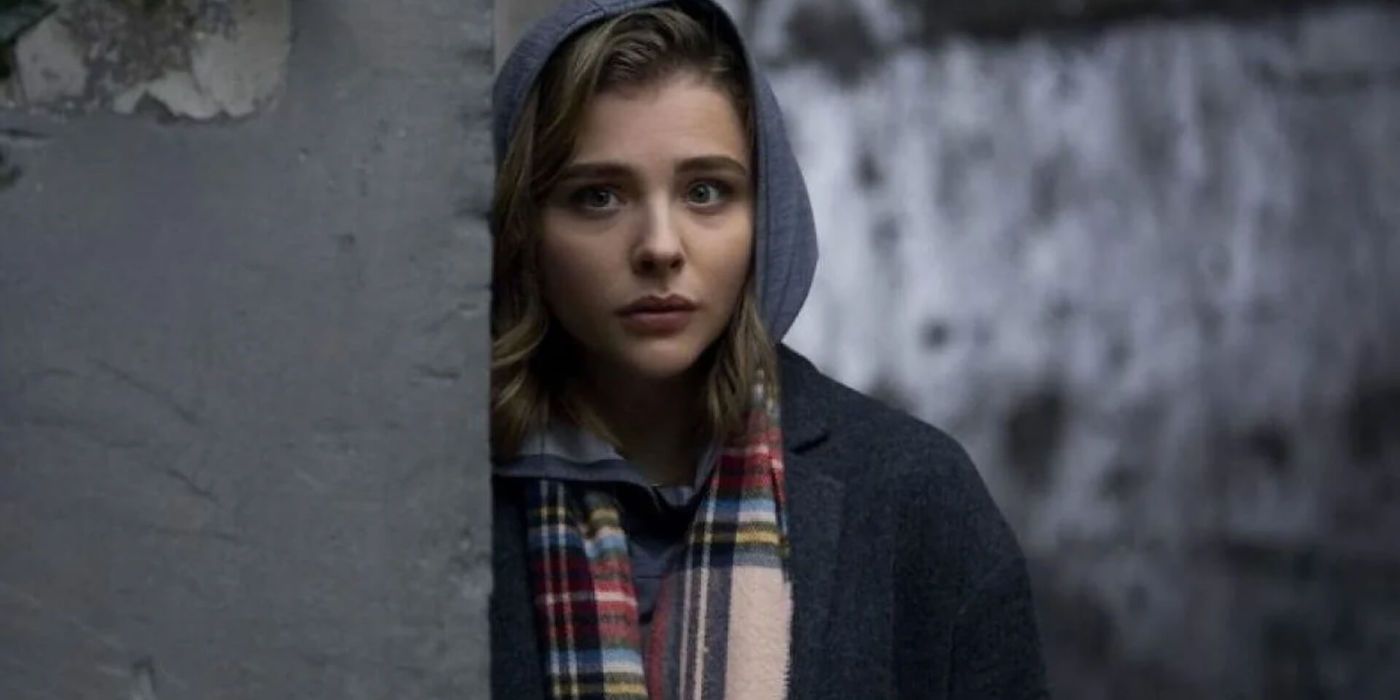 Movie Review: Chloe Grace Moretz is pregnant and on the run,  “Mother/Android”