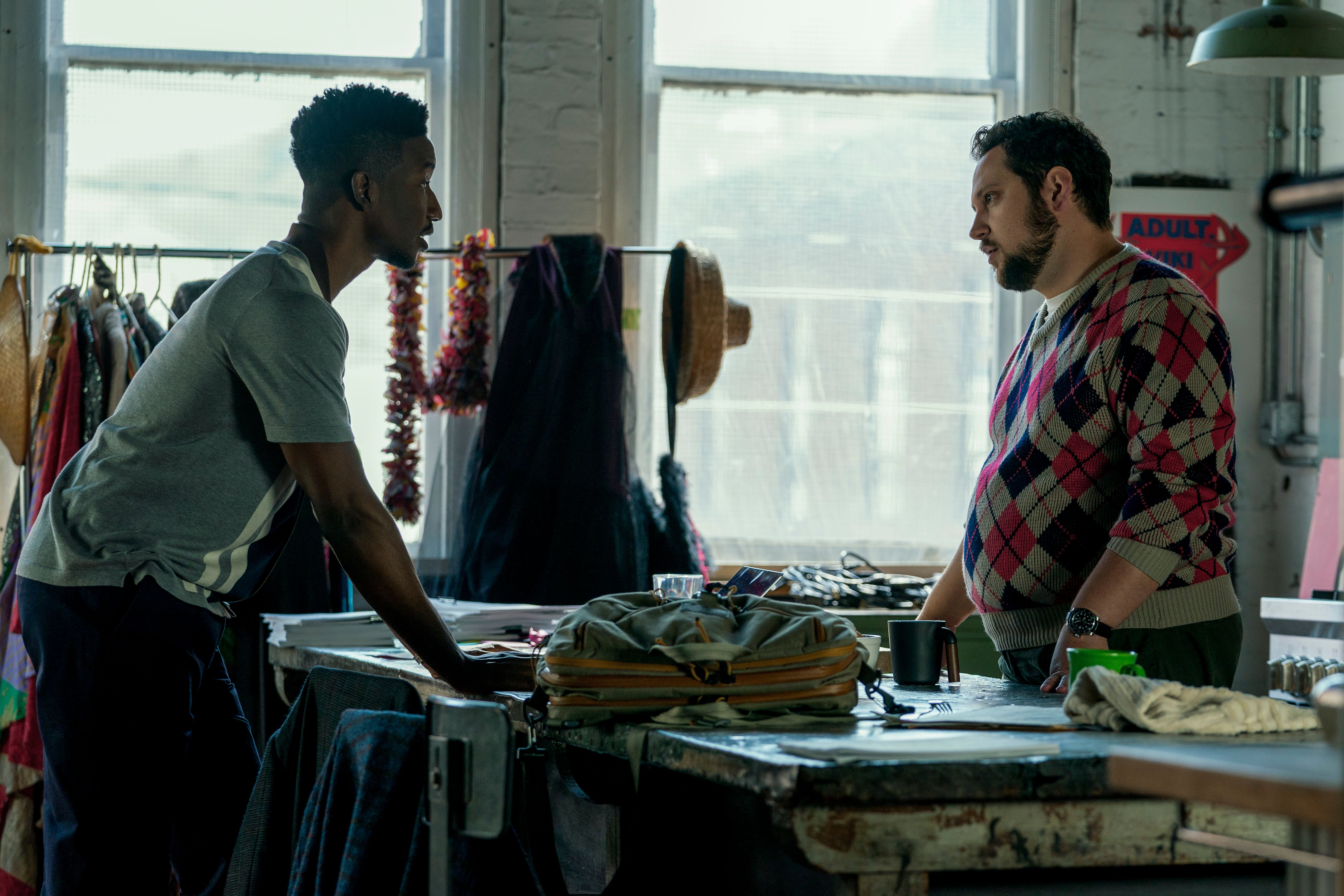 Archive 81. (L to R) Mamoudou Athie as Dan Turner, Matt McGorry as Mark Higgins in episode 101 of Archive 81. Cr. Clifton Prescod/Netflix © 2021