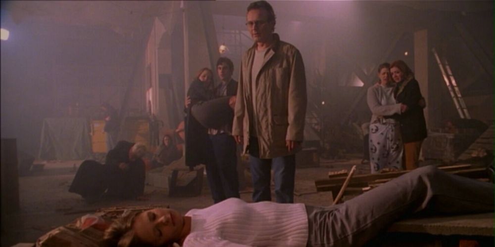 Spike, Giles, Xander, Anya, Willow, and Tara see Buffy's corpse in Buffy the Vampire Slayer