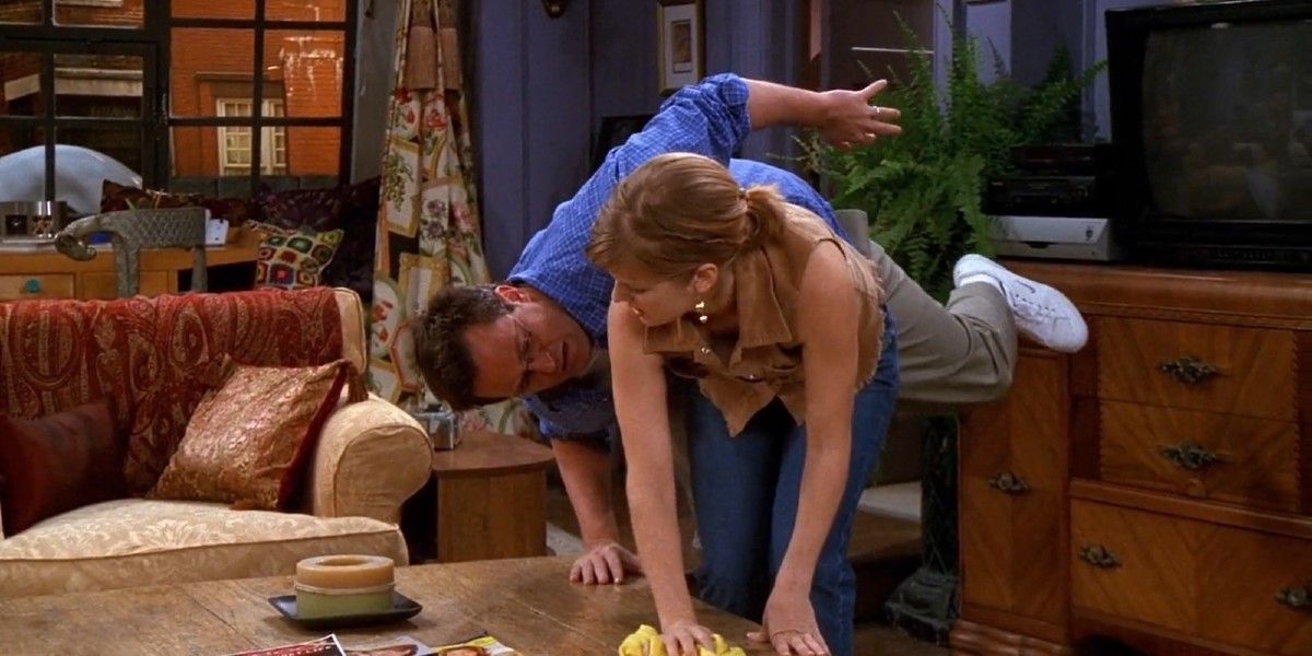 Friends The 10 Worst Things Monica Did To Chandler