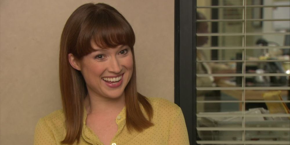 Erin Hannon talking to the camera in the Office US TV show