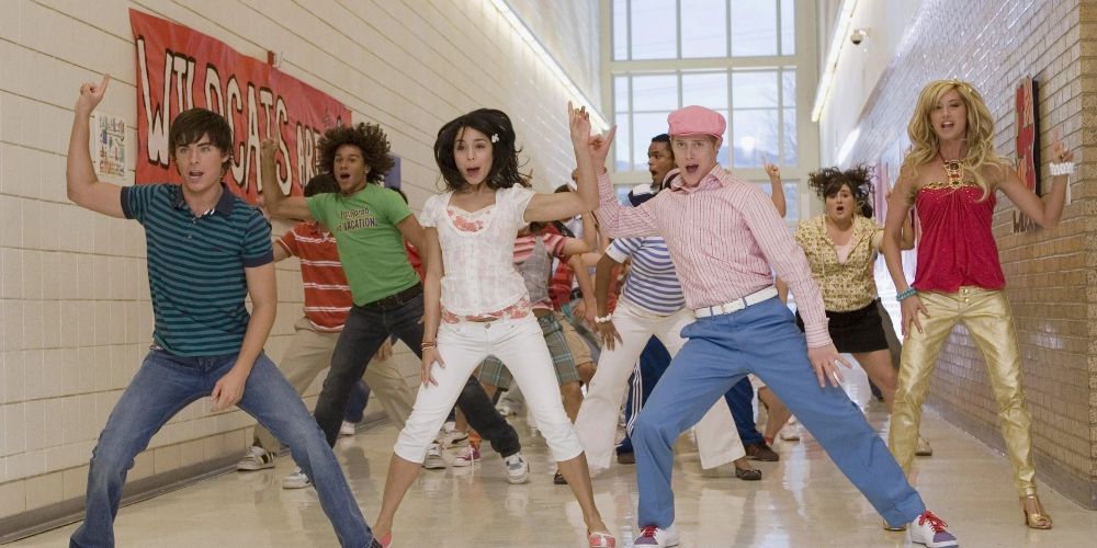 Troy, Chad, Sharpay and others dancing in 'What Time Is It?' High School Musical 2
