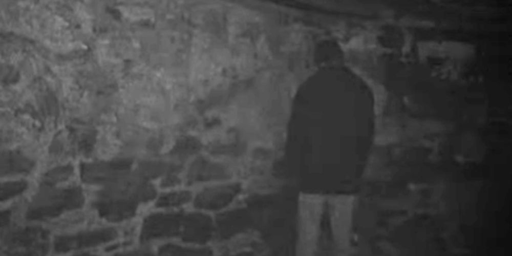 Mike standing in the corner Blair Witch Project movie