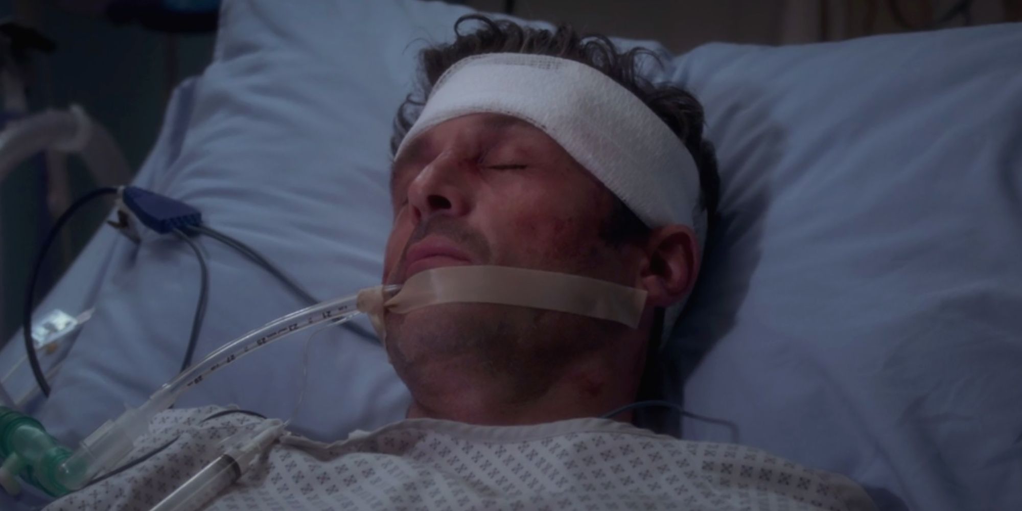 Derek Shepherd (Patrick Dempsey) dies in a hospital bed in Grey's Anatomy