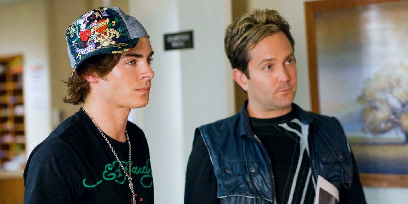 Zac Efron as Mike and Thomas Lennon as Ned in 17 Again