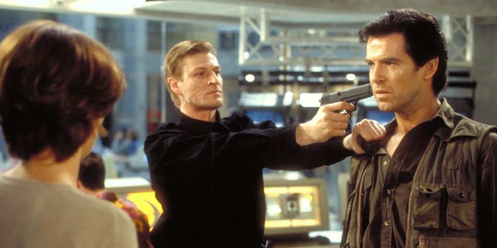 Alec Trevelyan holds his former friend James Bond at gunpoint Goldeneye movie