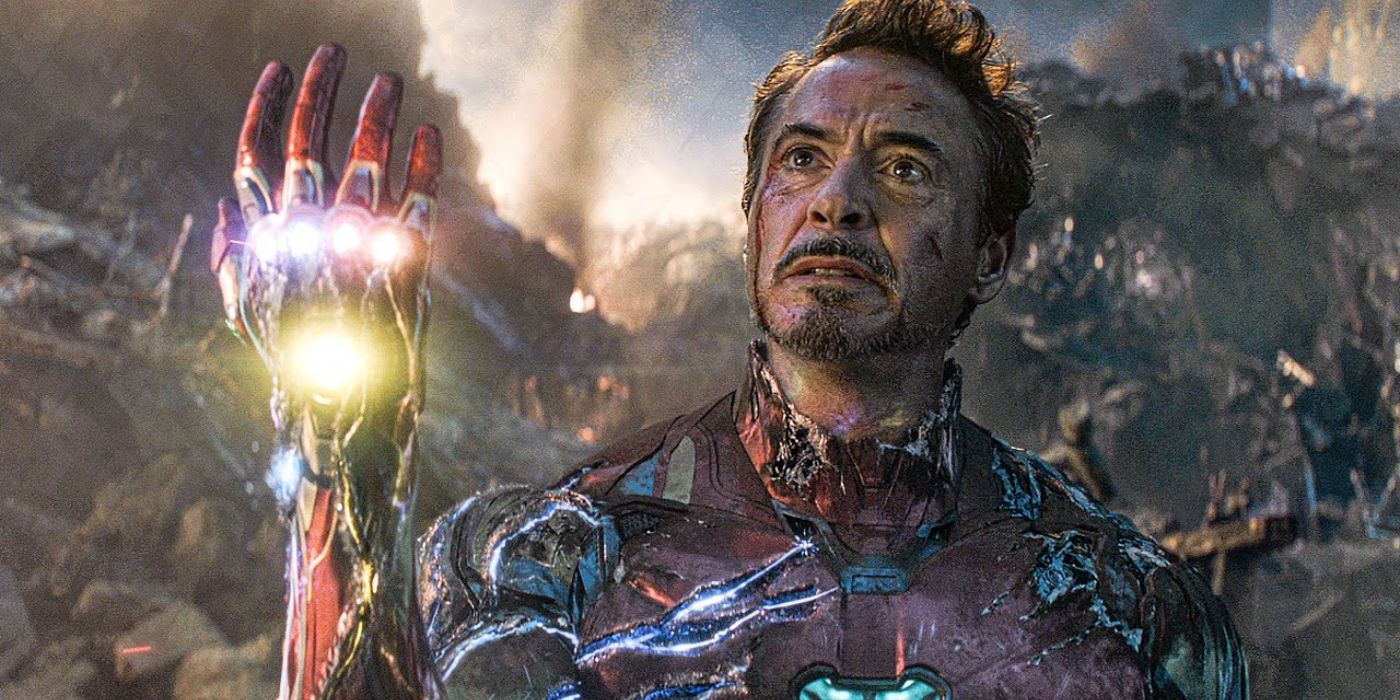 Iron-Man in Avengers Endgame wearing the Infinity Gauntlet moments before he dies
