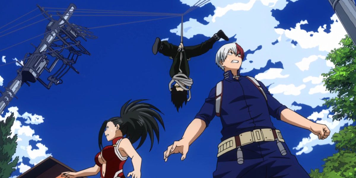 Momo and Shoto look for Eraserhead, who is hanging upside down
