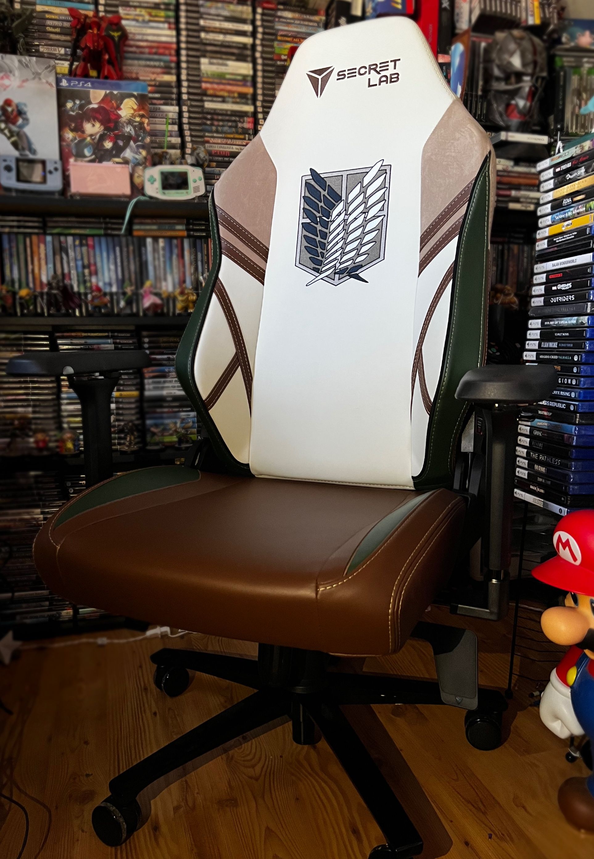 Attack on titan online gaming chair