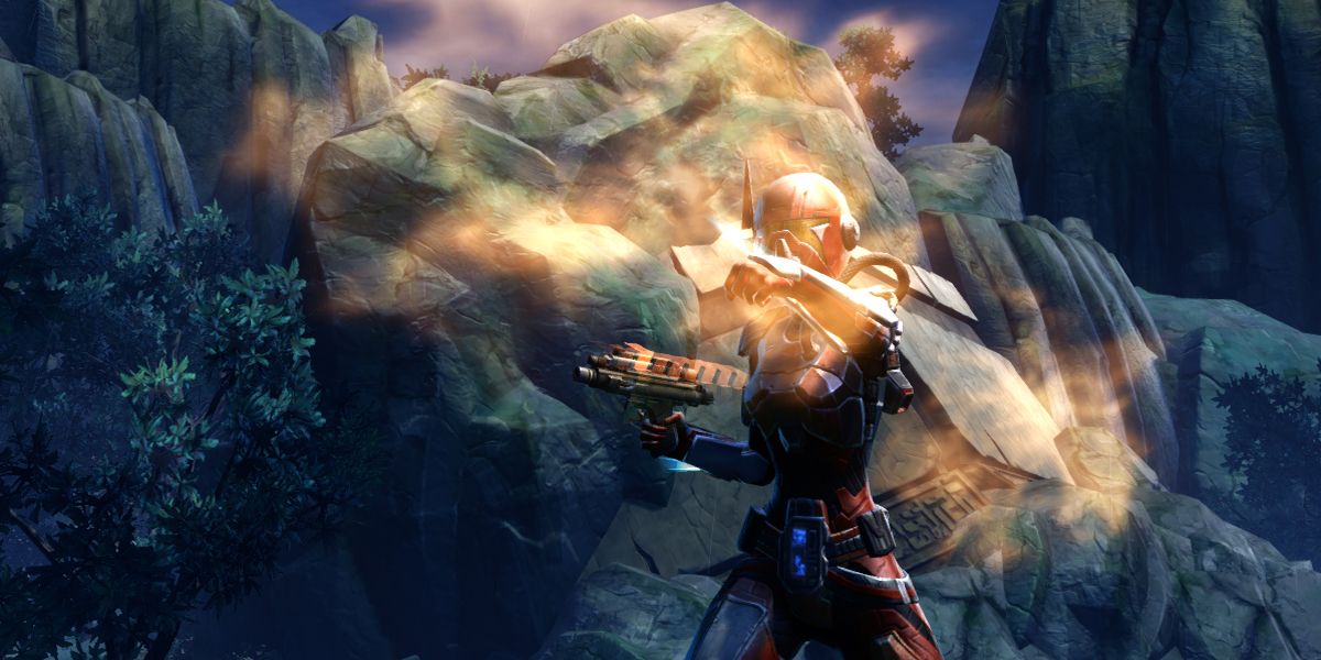 A Pyrotech wields flame in The Old Republic