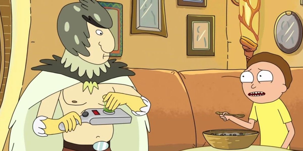 Birdperson fixes the portal gun and looks at an eating Morty