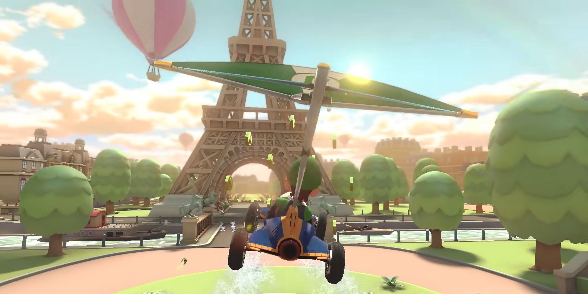 Luigi gliding on Tour Paris Promenade.