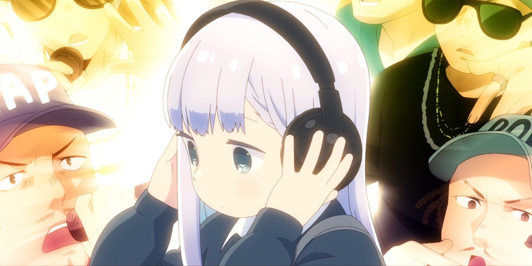 Aharen usa fones de ouvido e imagina rappers ao seu redor.