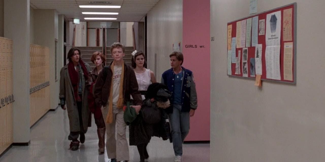 Breakfast Club walk through the hallway to the song, 'Dont You Forget About Me'