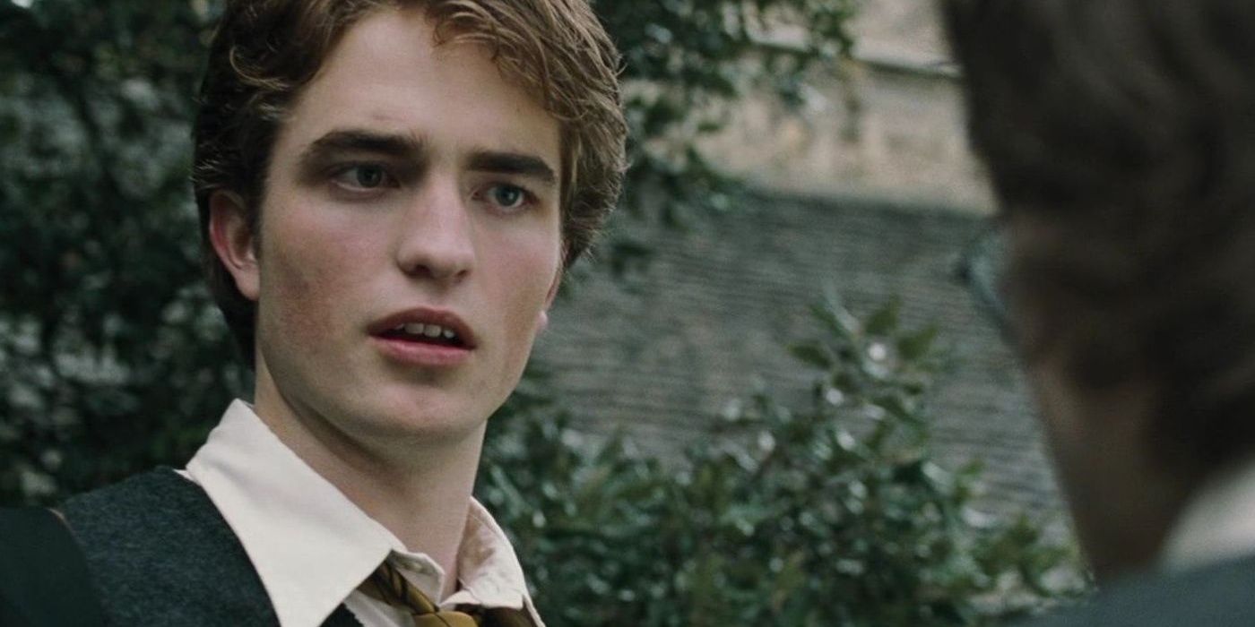 Robert Pattison's Cedric Diggory talking to Harry Potter