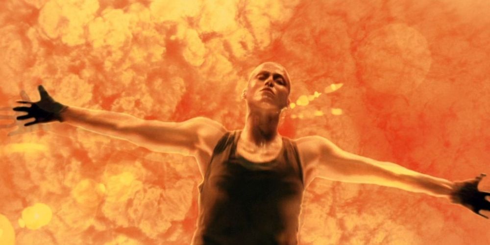 Ripley throws herself into molten iron in Alien 3 movie