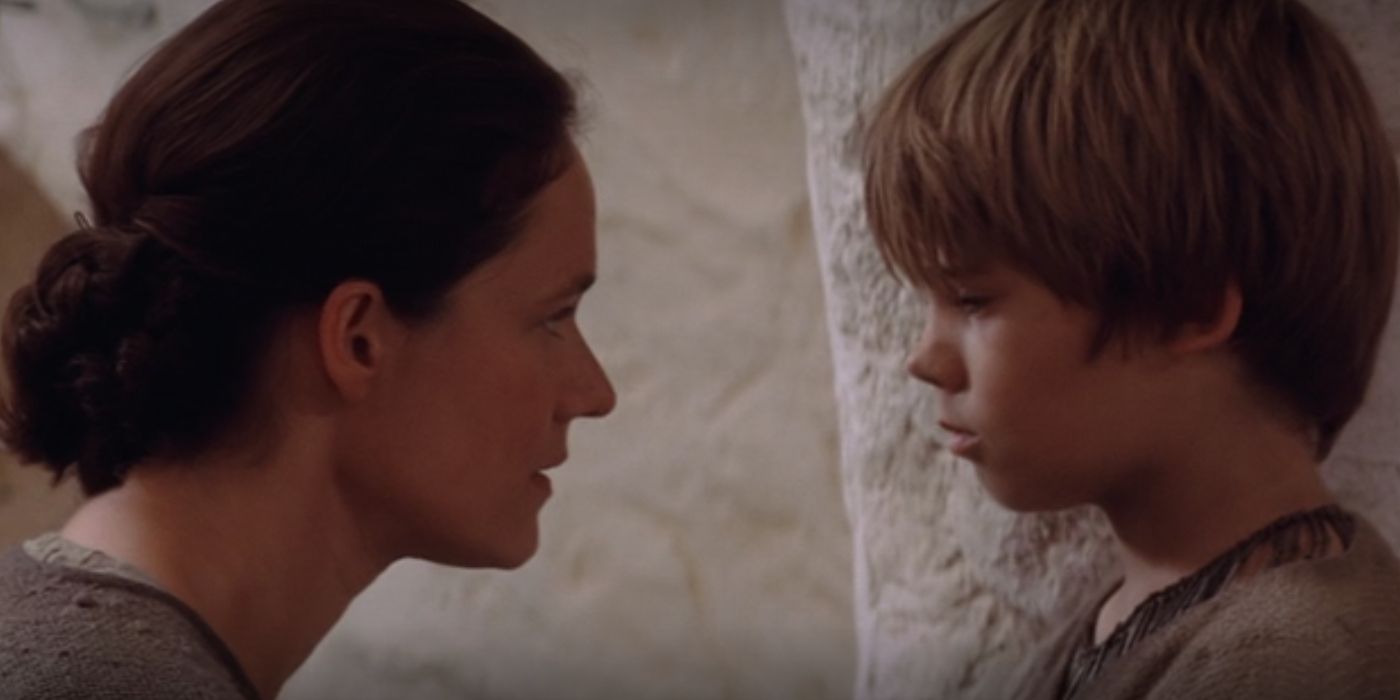 Shmi Skywalker talks to her son Anakin in The Phantom Menace