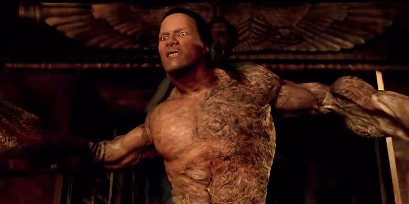 Dwayne Johnson as the Scorpion King attacks in The Mummy Returns