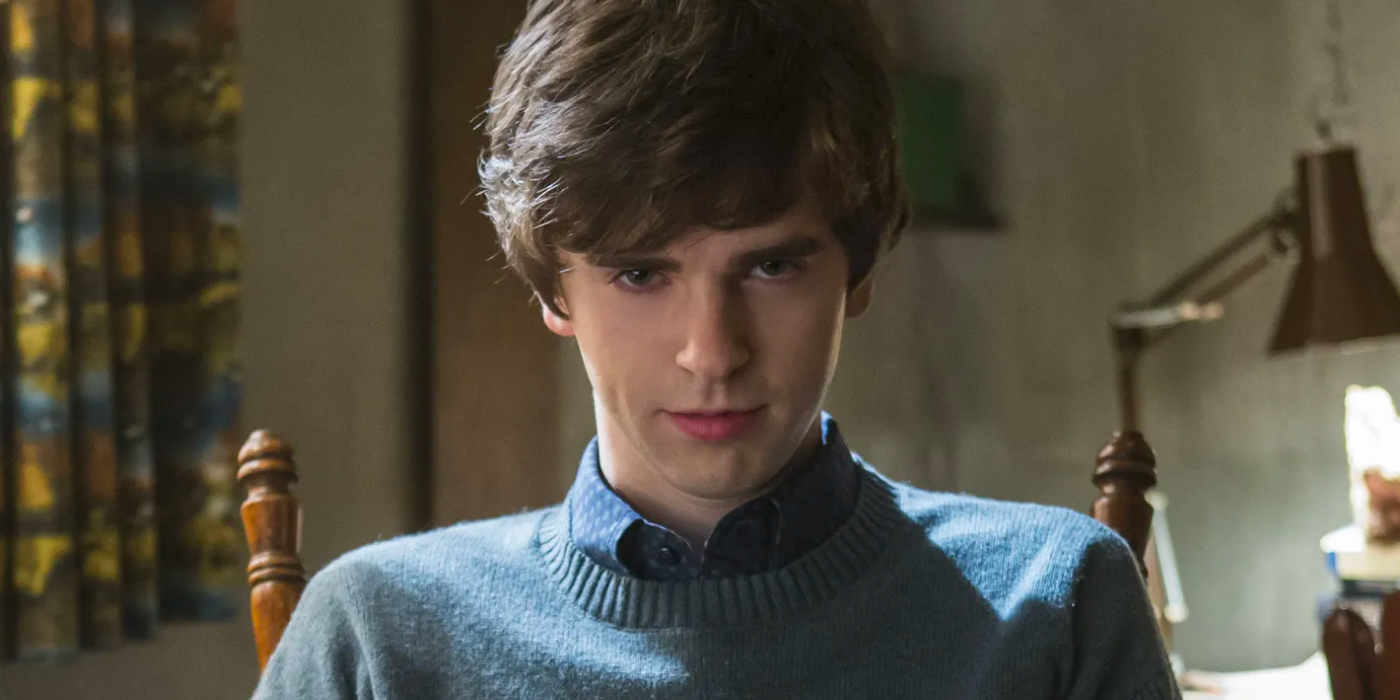 Young Norman Bates in Bates Motel.