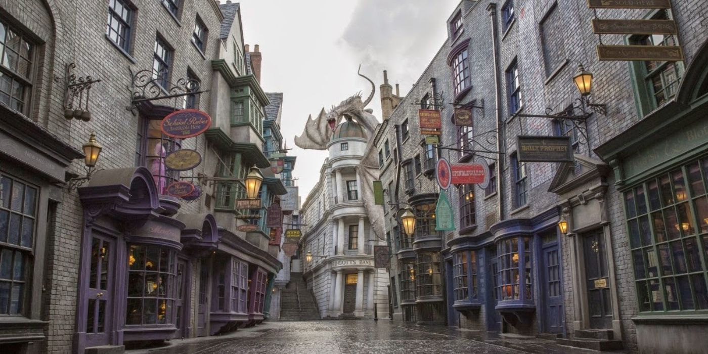 Hogsmeade & Diagon Alley Are More Important Harry Potter Locations Than You May Have Thought