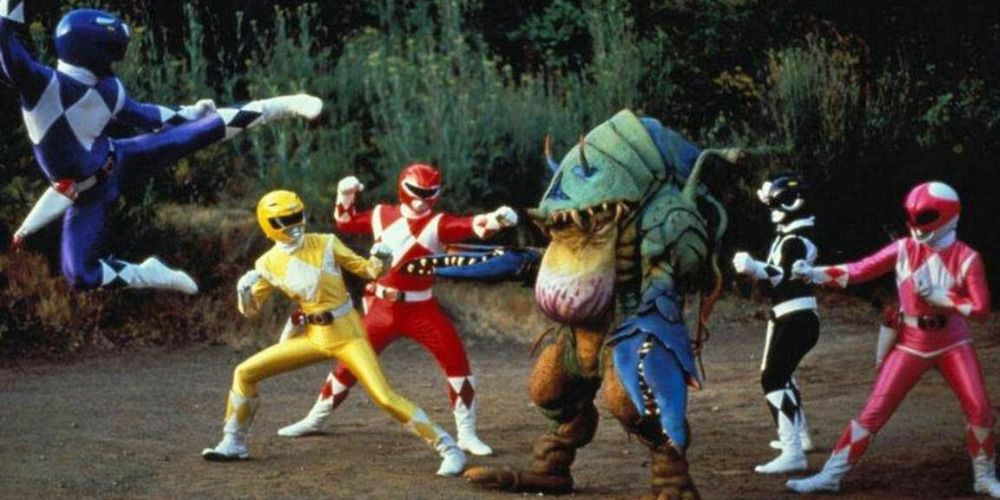 Power Rangers in a 5 v 1 fight