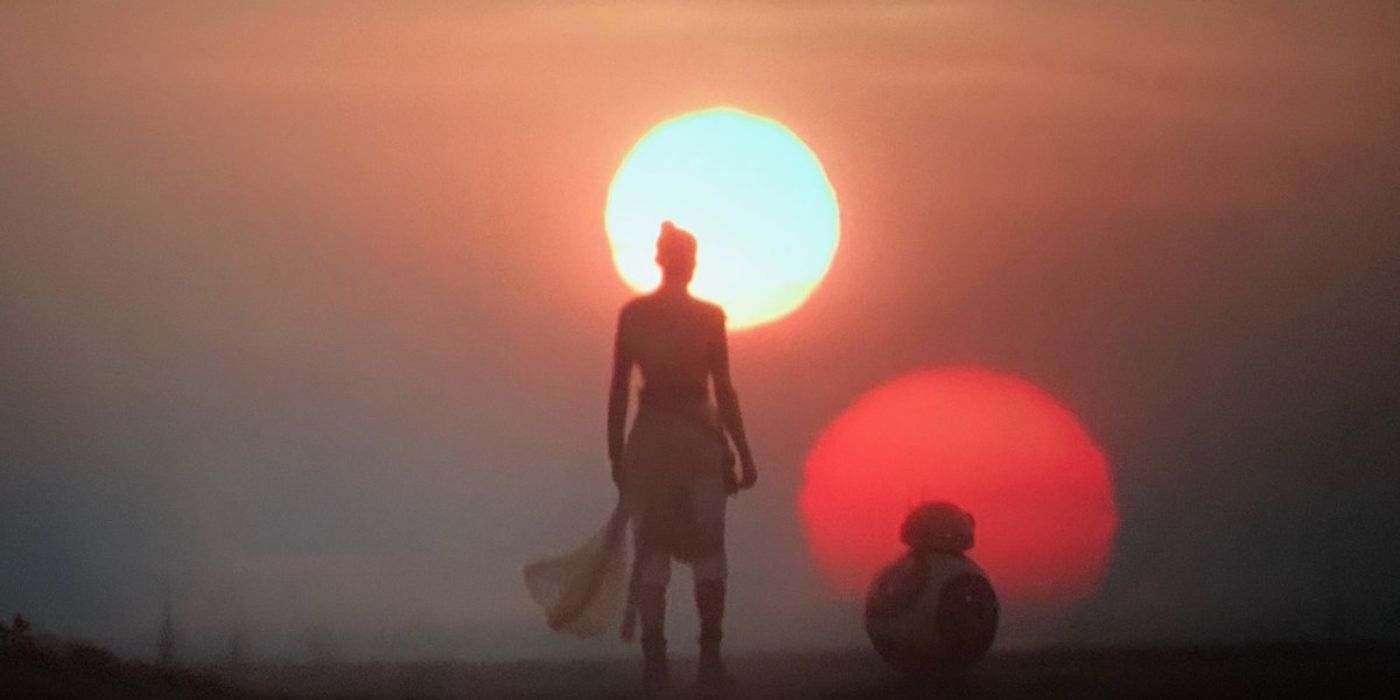 Rey and BB-8 on Tatooine, Star Wars Franchise