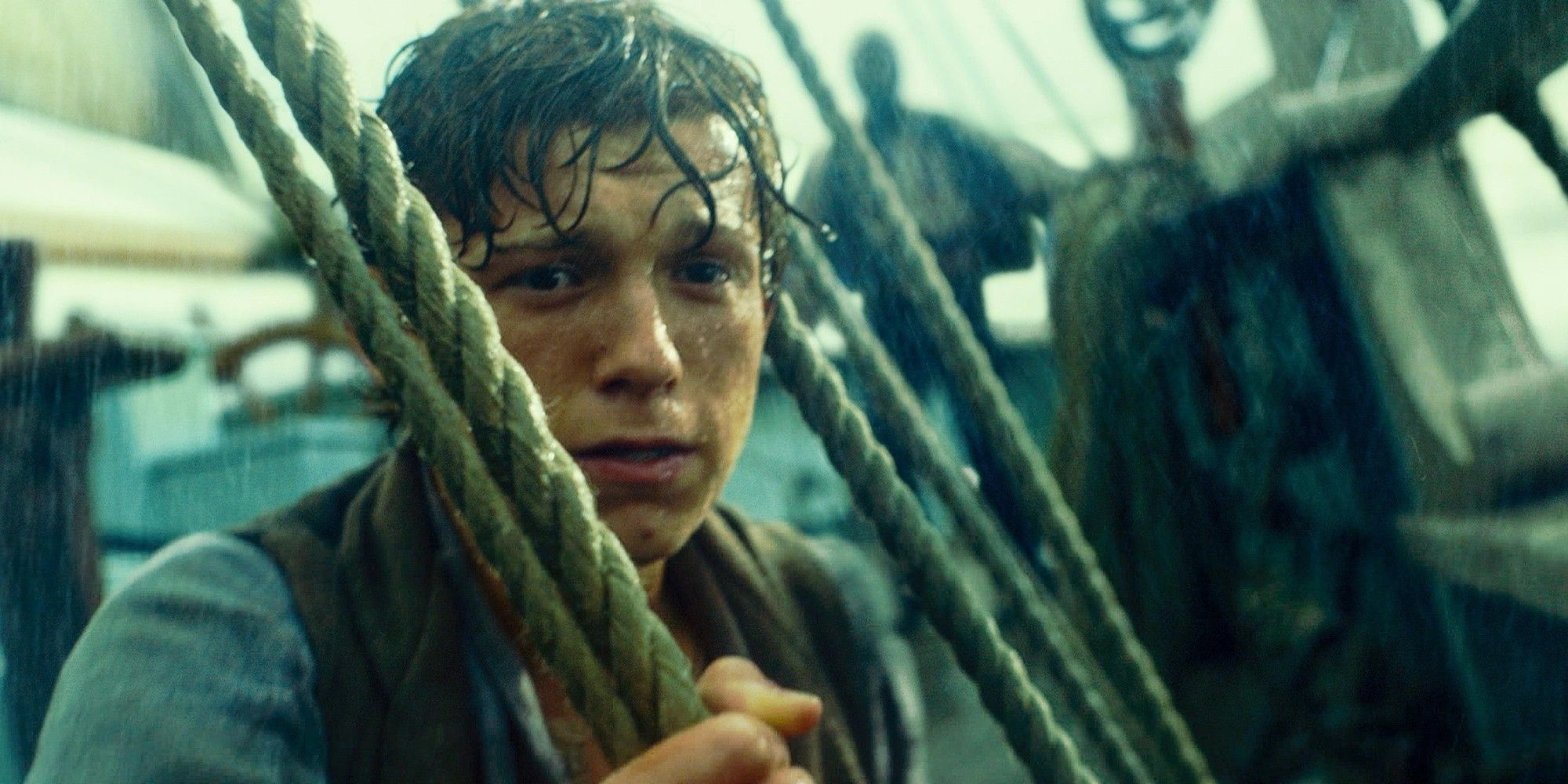 tom holland as Thomas Nickerson in in the heart of the sea