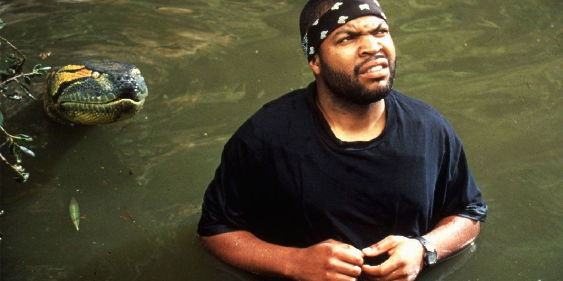 A snake sneaks up on Ice Cube in Anaconda
