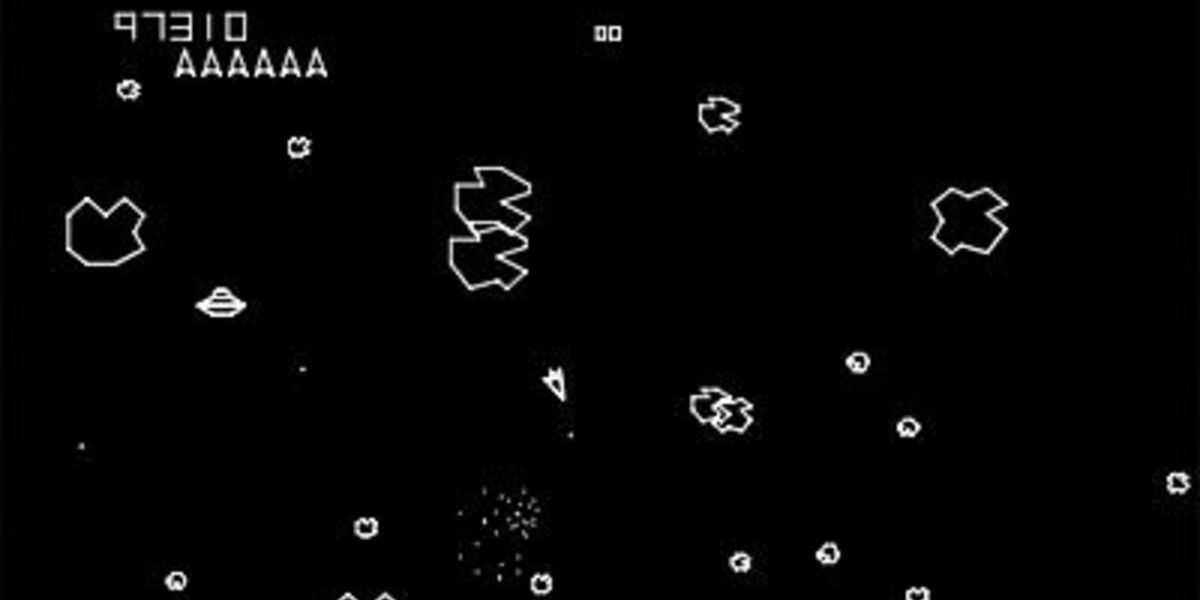 A spaceship is destroying Asteroids in Asteroids