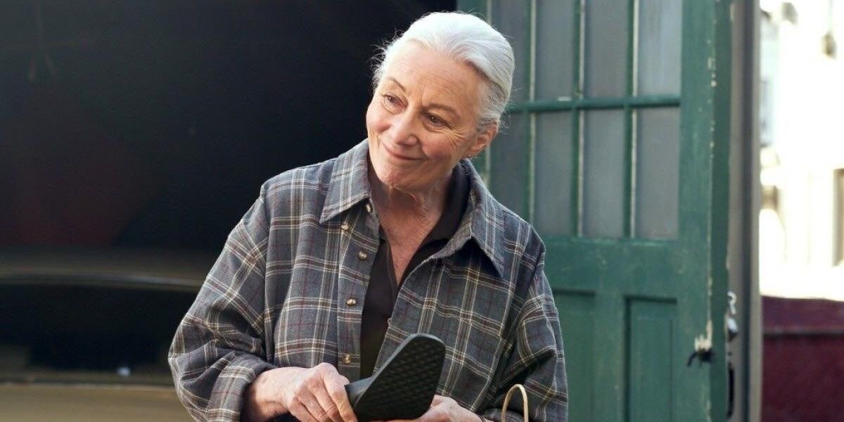 Aunt May in Spider-Man 2 delivers the most inspirational speech in all superhero movies