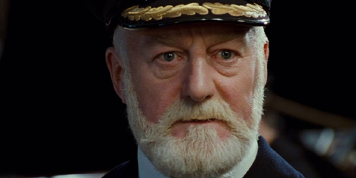 Bernard Hill as Captain Smith in Titanic (1)