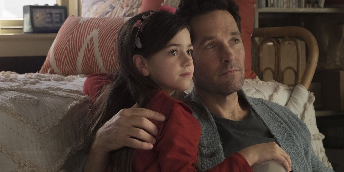 Young Cassie Lang And Scott Lang Hugging In Ant-Man