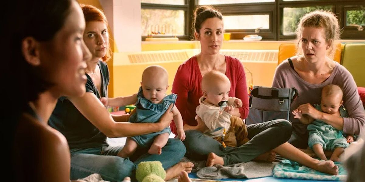 Kate, Frankie, Anne, and Jenny at the mommy and me meeting on Workin' Moms