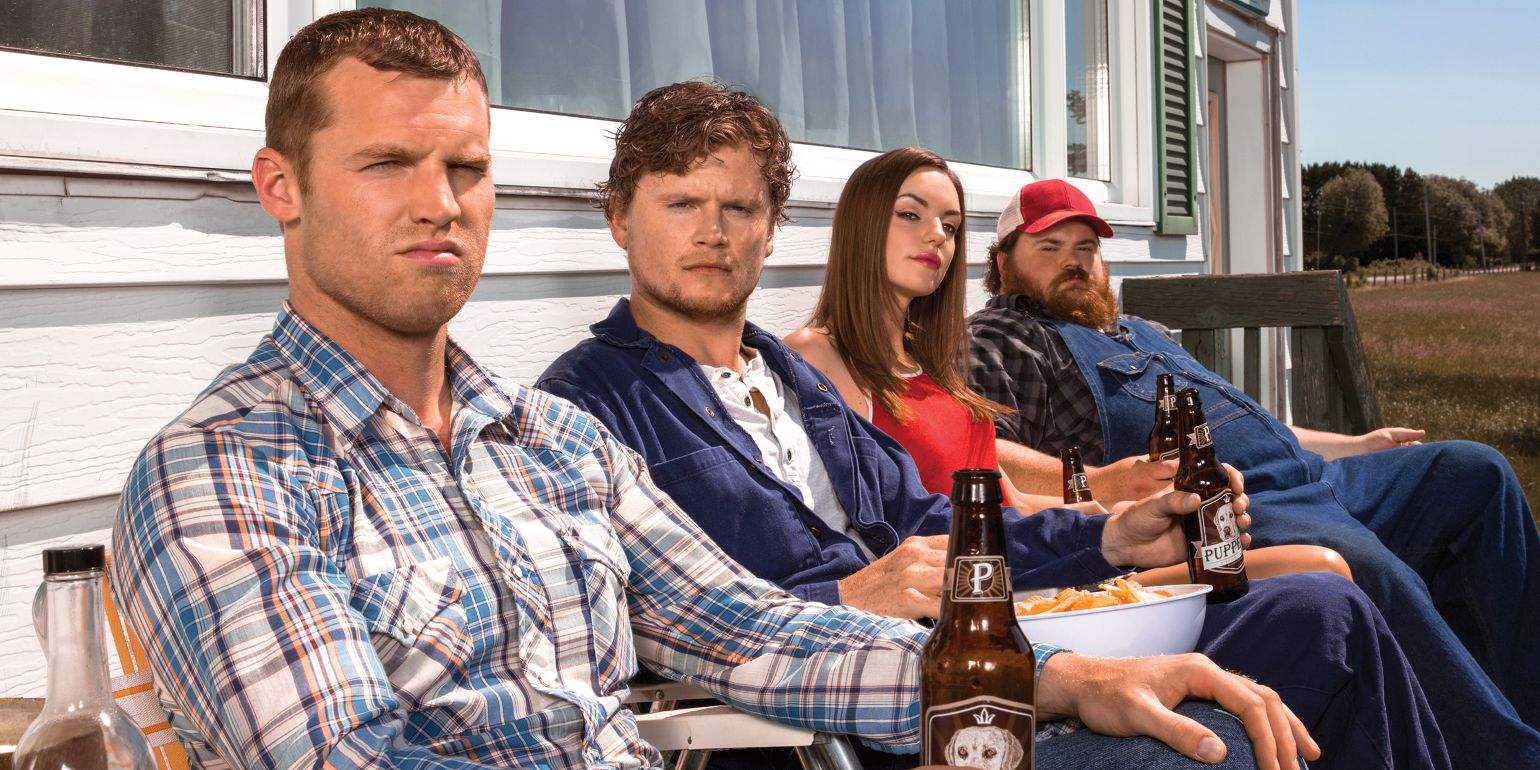 Wayne, Daryl, Katy, and Squirrely Dan, all sat out on a porch with beers in Letterkenny.