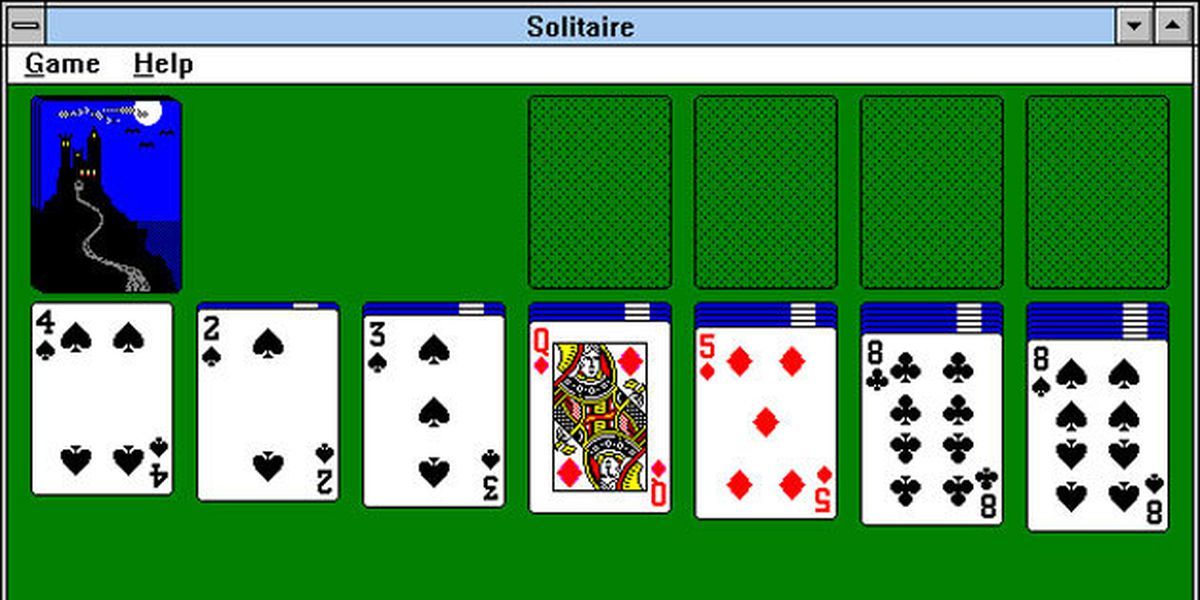 The play screen of Microsoft Solitaire