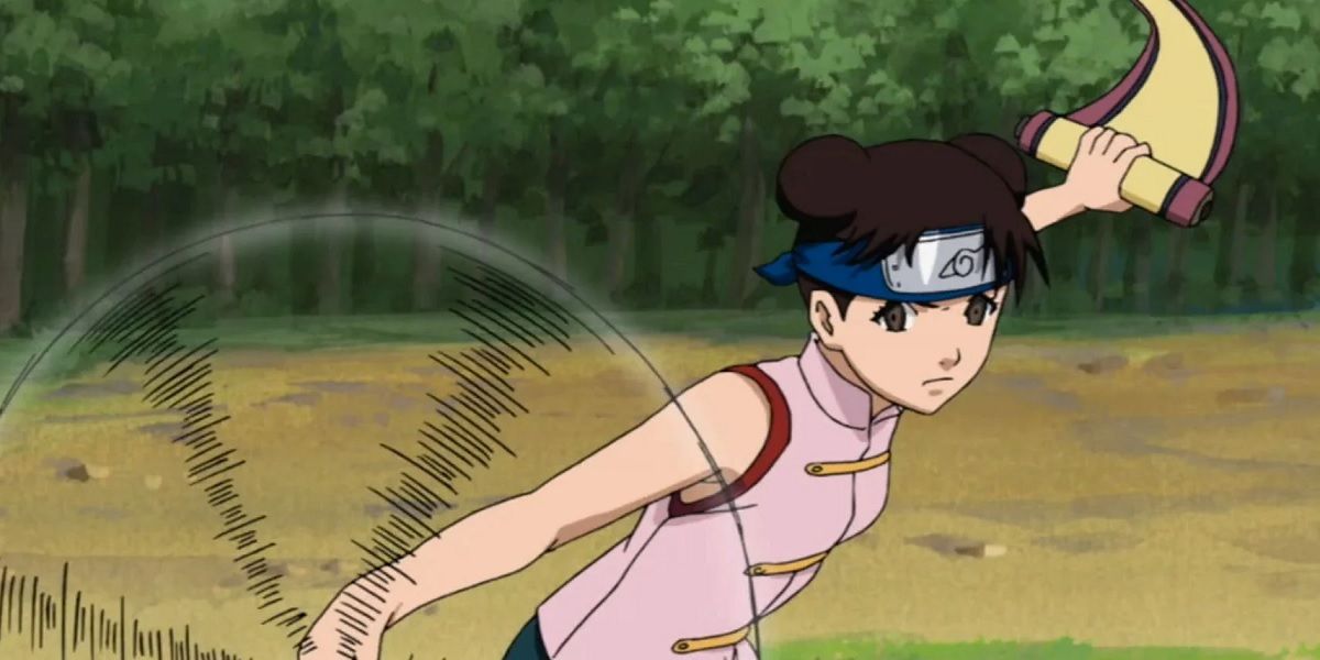 Tenten fighting in Naruto.